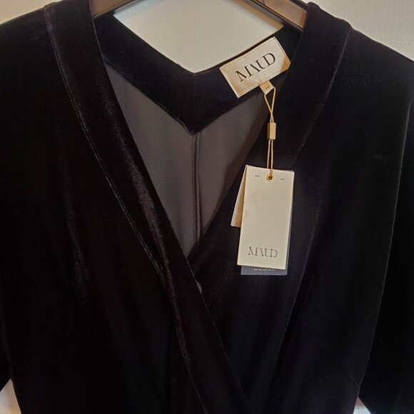 Velvet Jumsuit - Picture 3 of 10